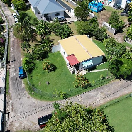 Bungalow citronnelle Le Gosier  Esterno foto